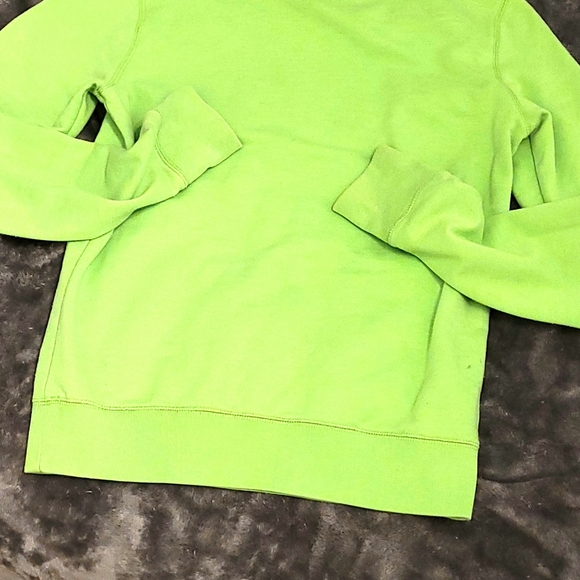 Green vs PINK shirt that's like a sweatshirt - Picture 2 of 3